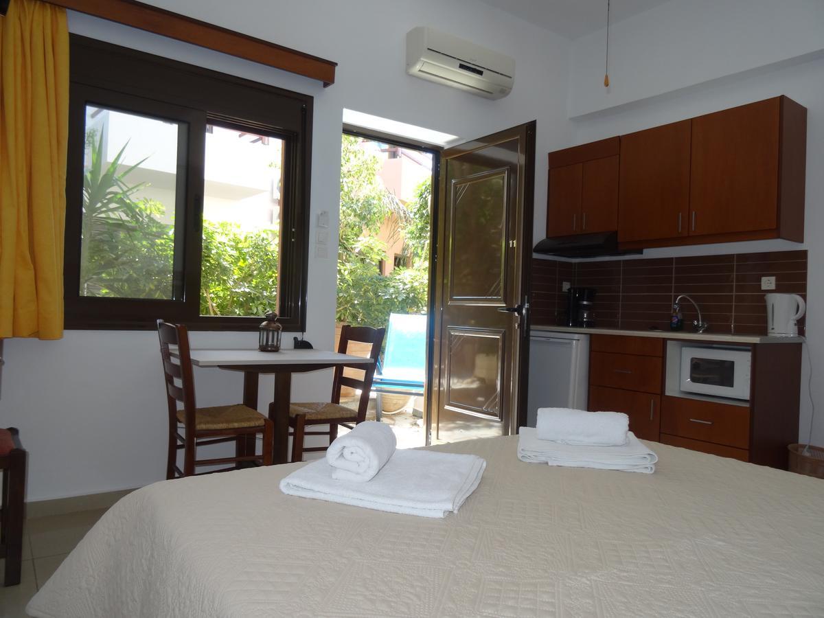 Lito Apartments Paleochora Luaran gambar